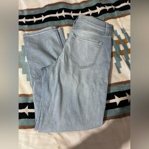 Eucina jeans size 9 short